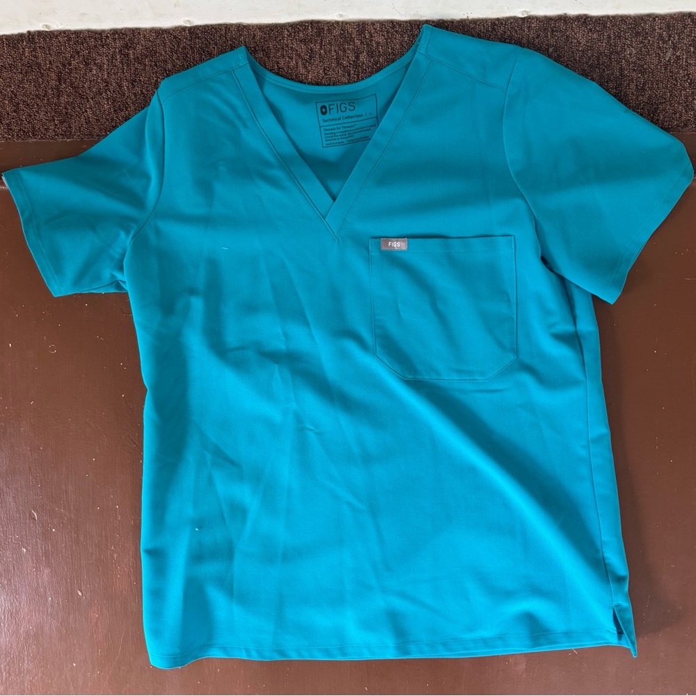 Figs Women's Top in Teal